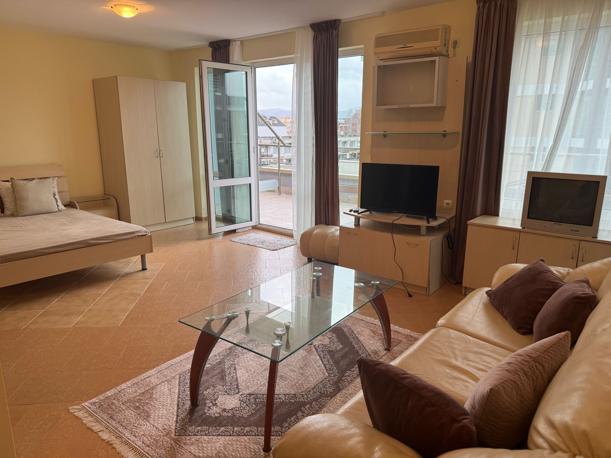 19774_1762597465690f1a598fe08