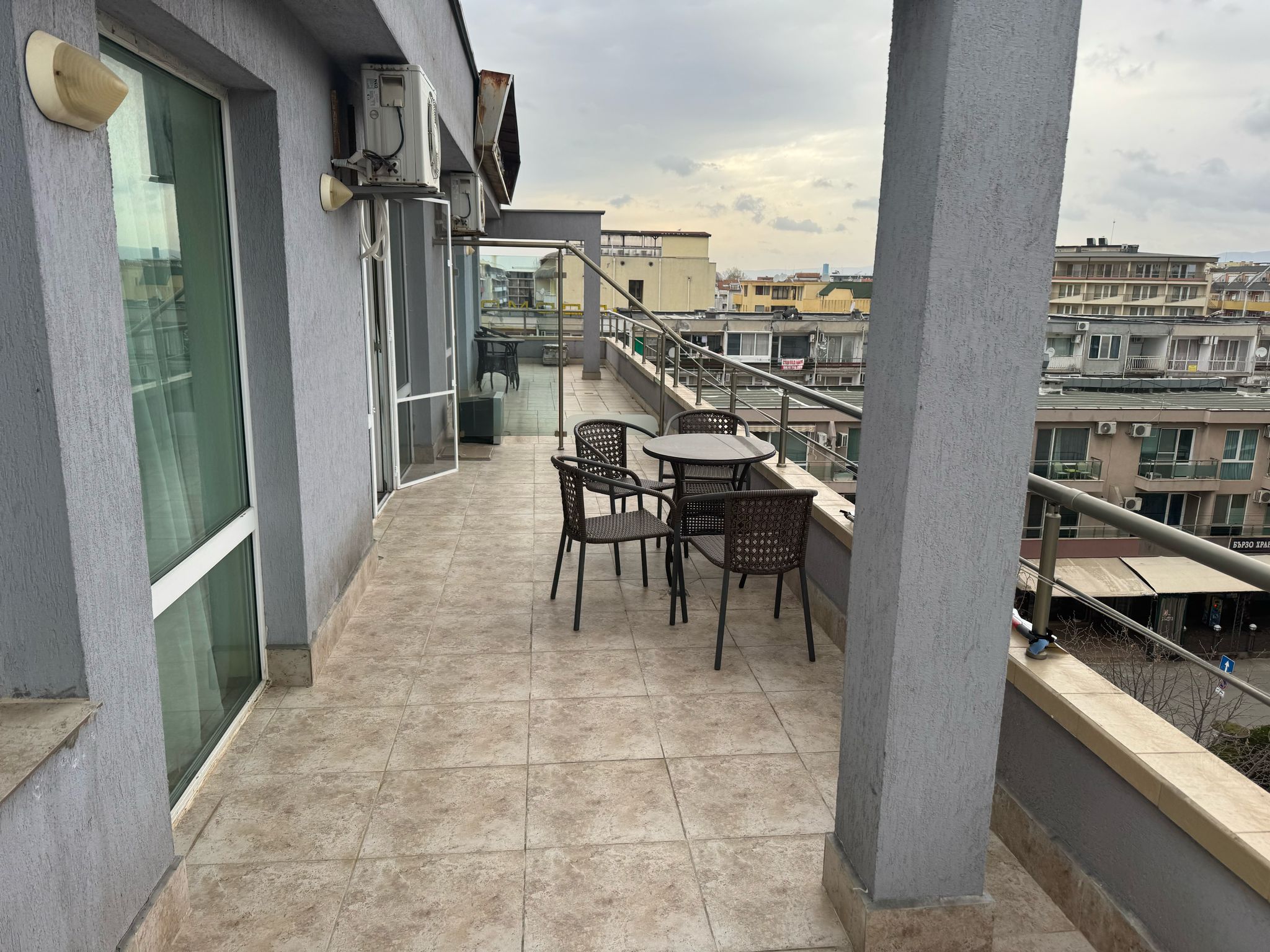 19774_1762597503690f1a7feca44