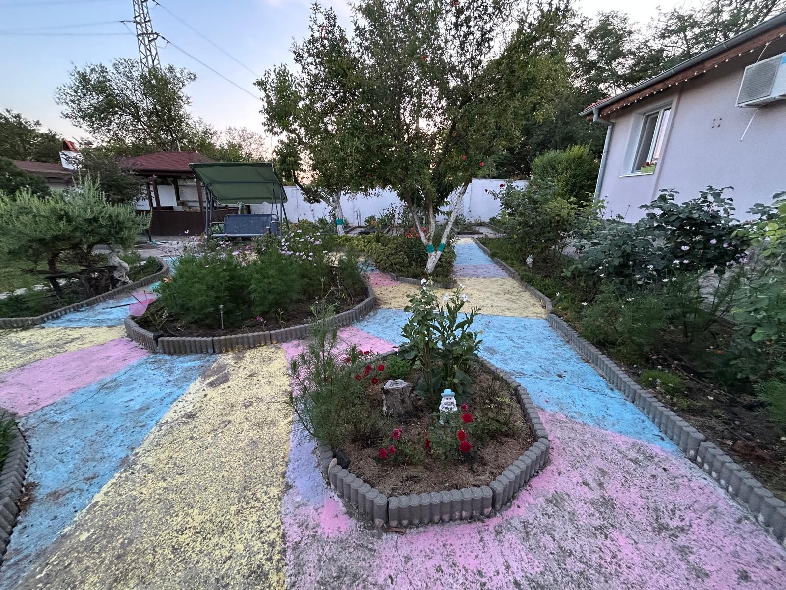 bf73b287-0e49-4c1b-8b74-0eff06fd82d1