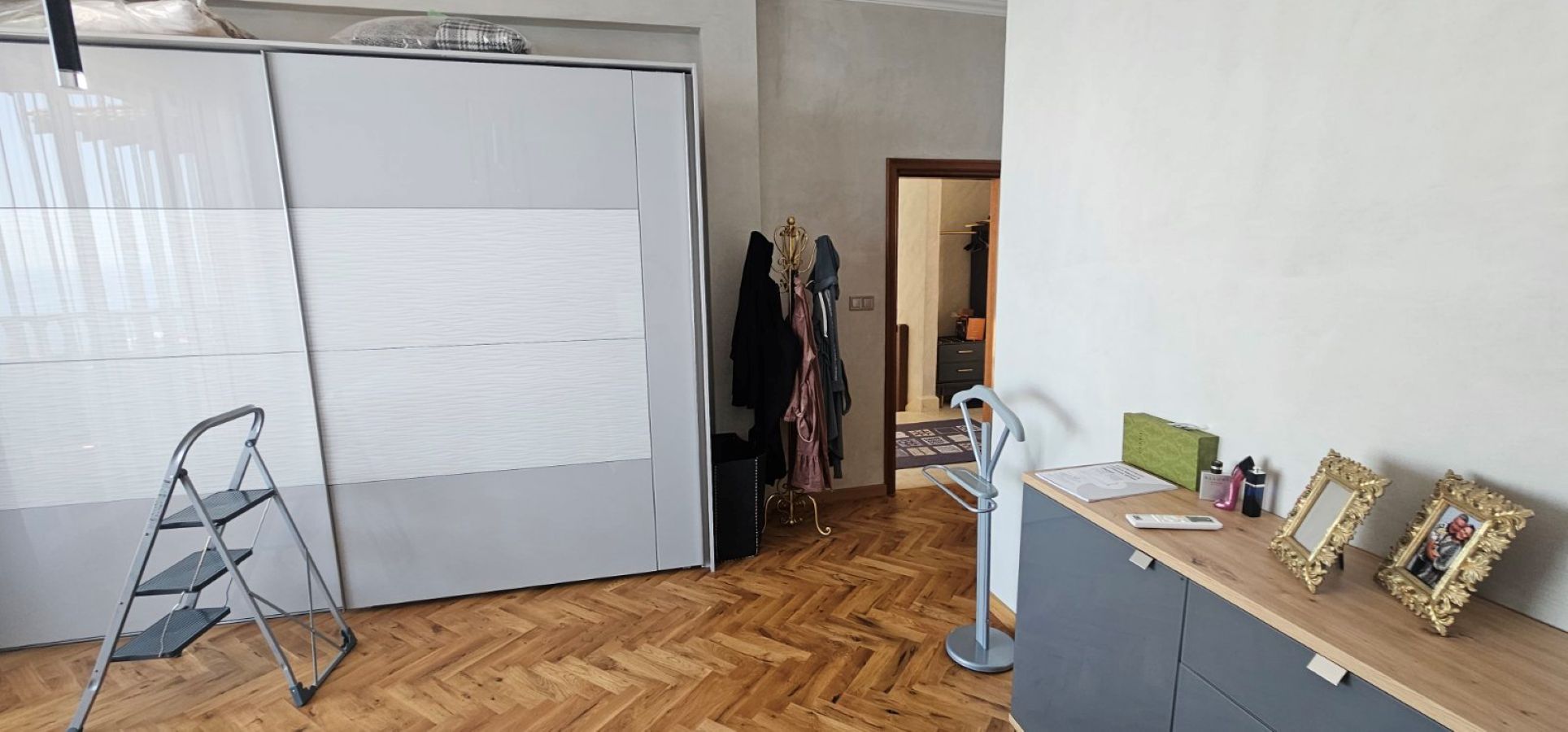 IMG-27854831d3714328a8de0072b024ed9e-V