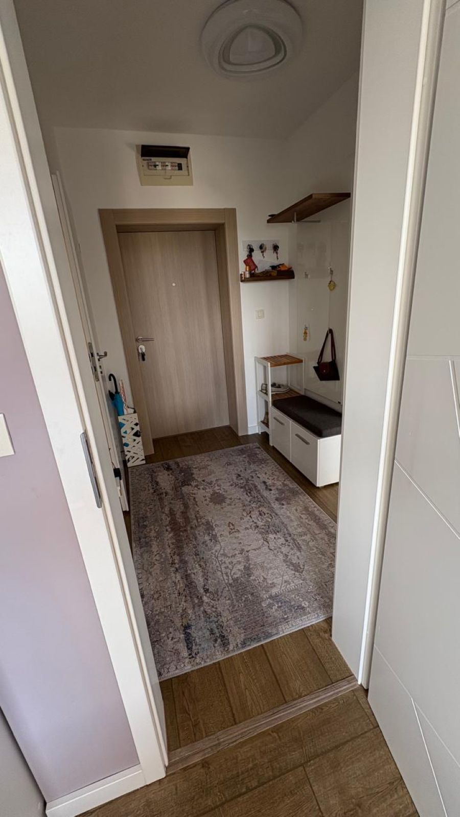 b2d4f50a-b671-40f7-b697-17a24e119187