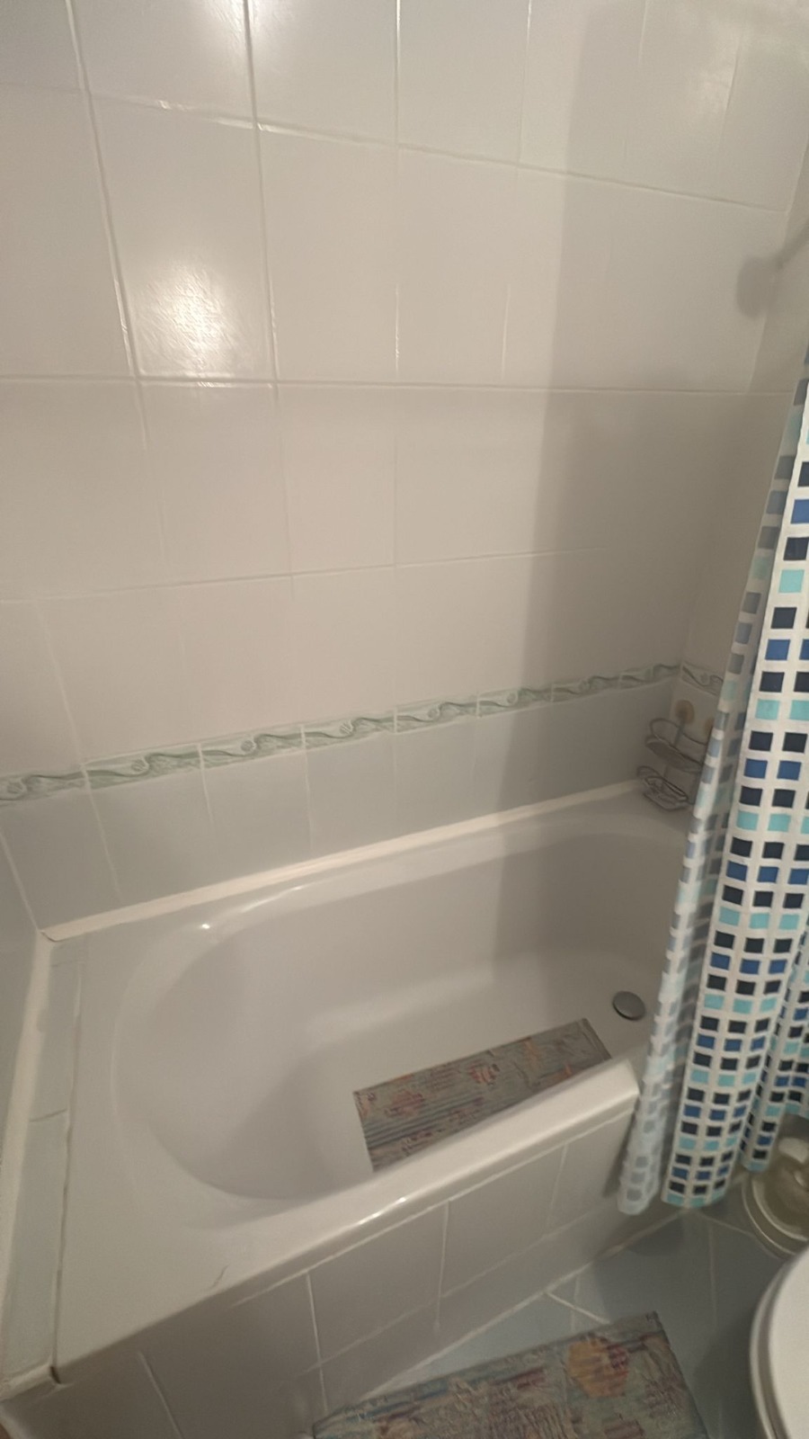 d68700f4-f420-4c75-8e41-113c3f0db525