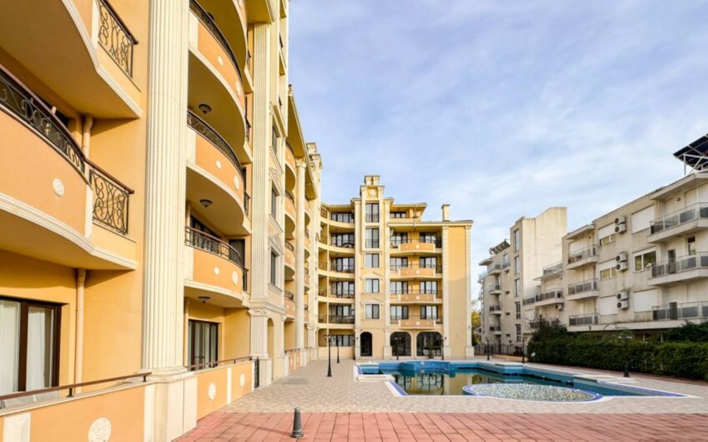 photo_2_2025-12-07_10-38-23