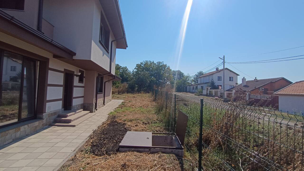 9673428_131749954_big