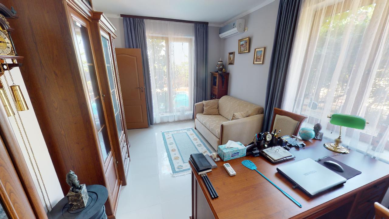 Kosharitza-Cholakova-cheshma-06232023_164937