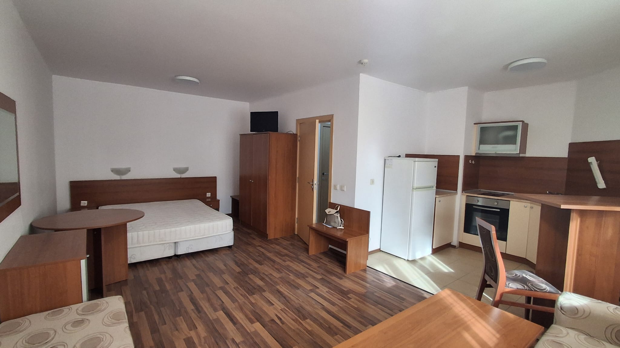 WhatsApp Image 2026-01-15 at 15.53.57