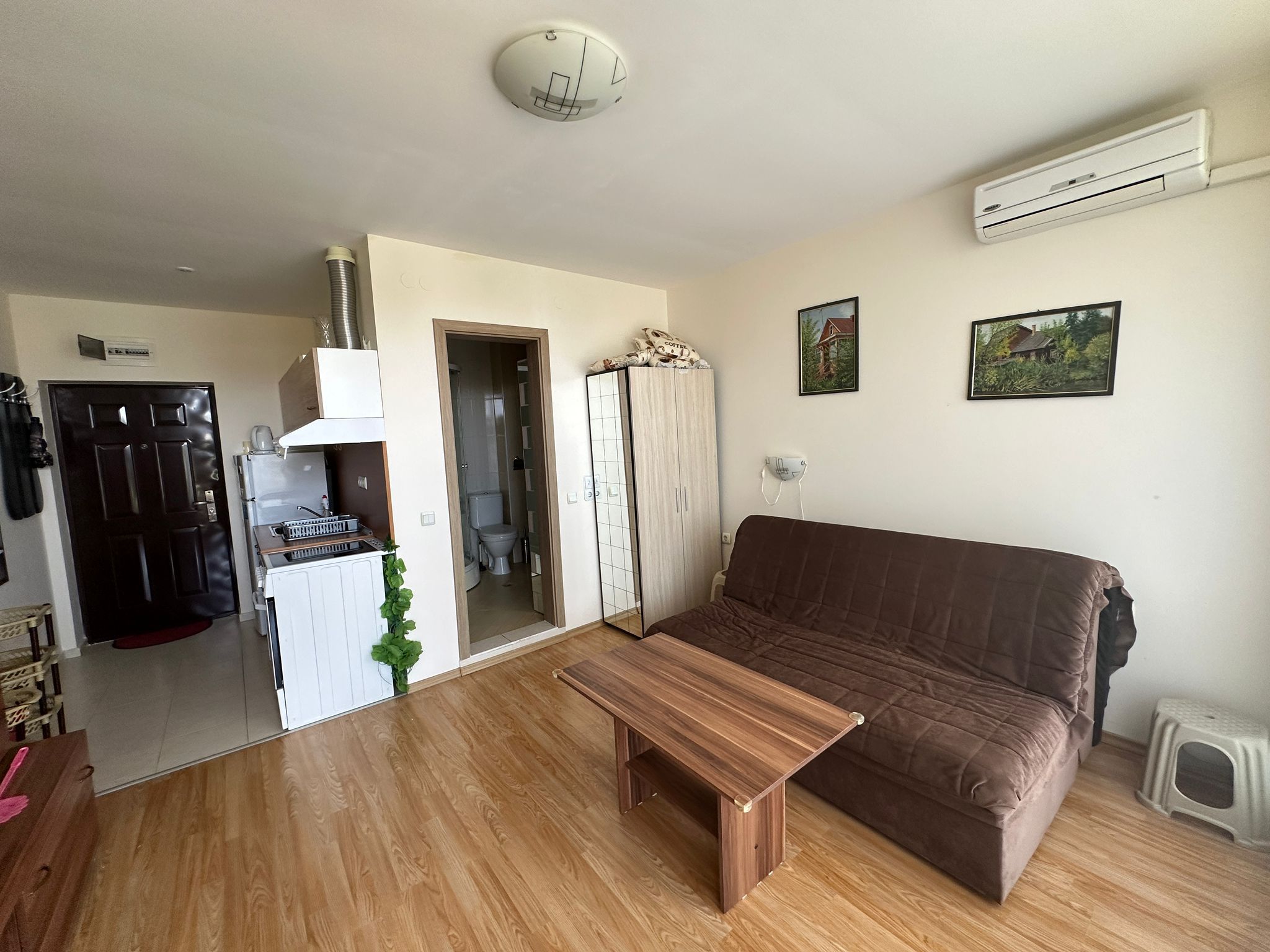 451a1ca8-ce9d-4a20-9283-57ed070ea3eb