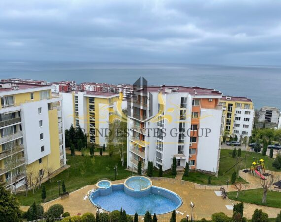 Апартамент в Святом Власе с видом на море