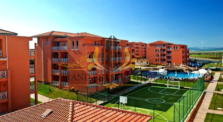 Купить апартамент в Болгарии в комплексе Sunny Day 6.